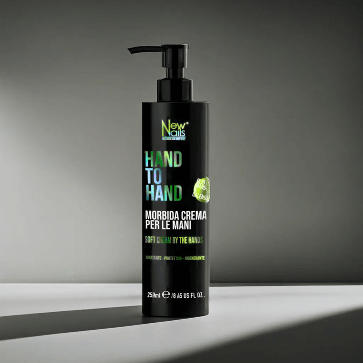 Crema Mani 250ml Idratante e nutriente Con Olio di Mandorle Dolci e Vitamina E